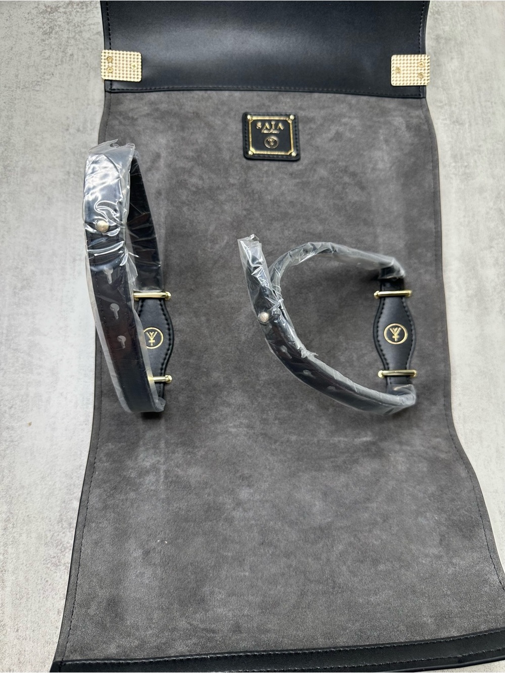 SAIA Luxury Yoga Mat Holder Bag – New With Tags - Picture 5 of 6